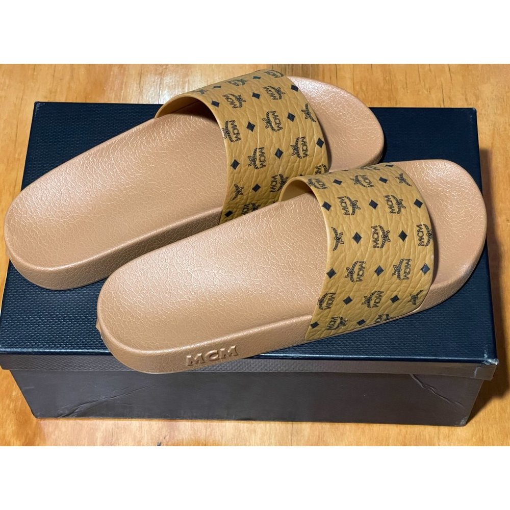 MGM Authentic Women’s Visetos Rubber Slides US size 10 but fits a Women’s size 9